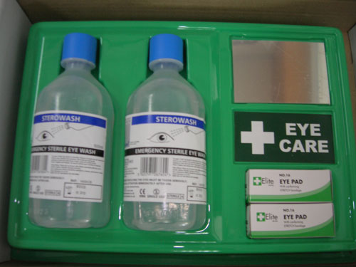 Eye-wash-station